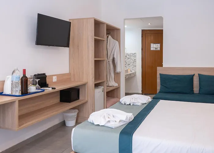 Delfinia Resort