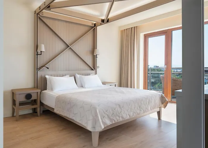 Voyage Sorgun Hotel Sidé