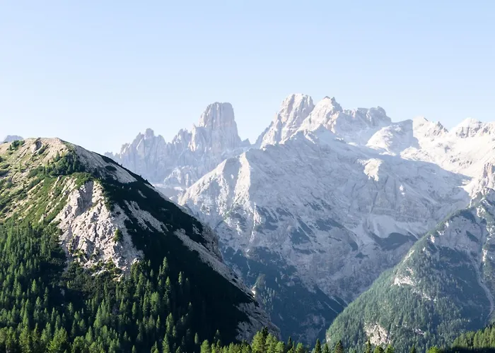 Hotel con piscina a Braies (Prags)