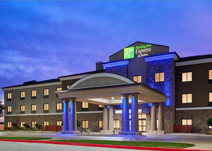 Holiday Inn Express And Suites - By Ihg