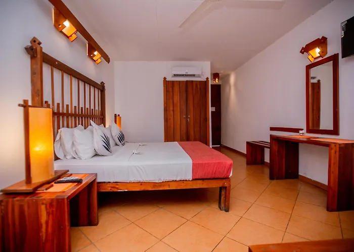 The Long Beach Resort & Spa Koggala