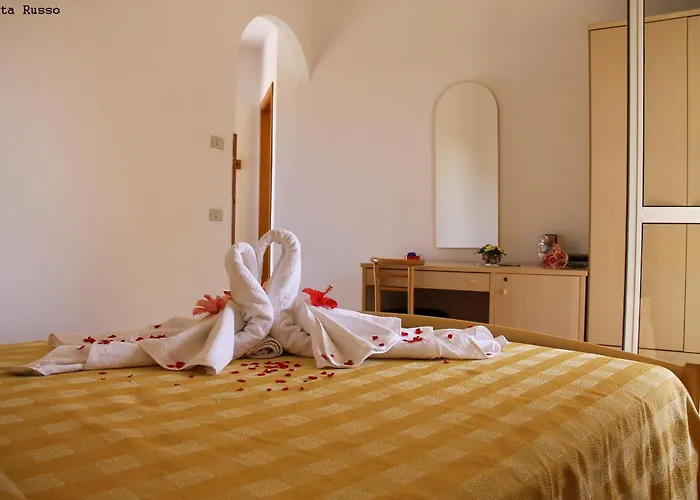 Hotel con piscina a Capo Vaticano