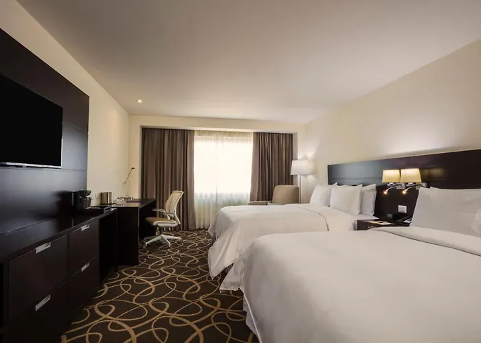 Doubletree By Hilton Toluca