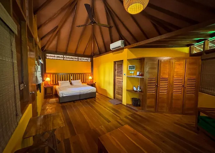 Palm Paradise Cabanas & Villas Beach Resort Tangalle