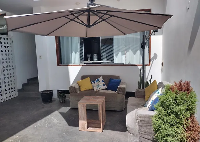 Kangaroo Wasi Airport Bed & Breakfast