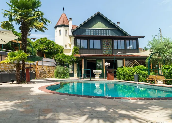 La Maison cachée du PAVILLON BELLEVUE Belley