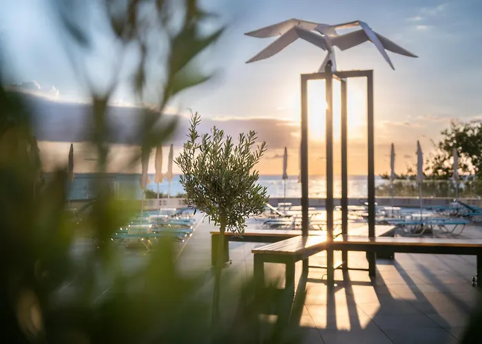Astoria Hotel All Inclusive- Private Beach & Beach Club