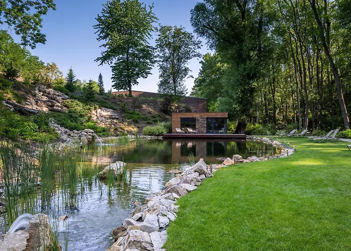 Vista Resort & Club