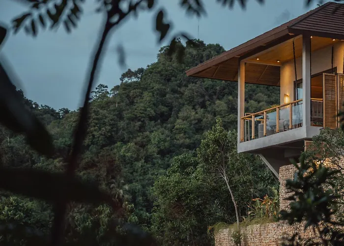 Manami Resort Cayhagan