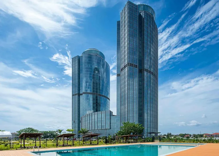 Hilton Brazzaville Les Tours Jumelles Hotel & Residences