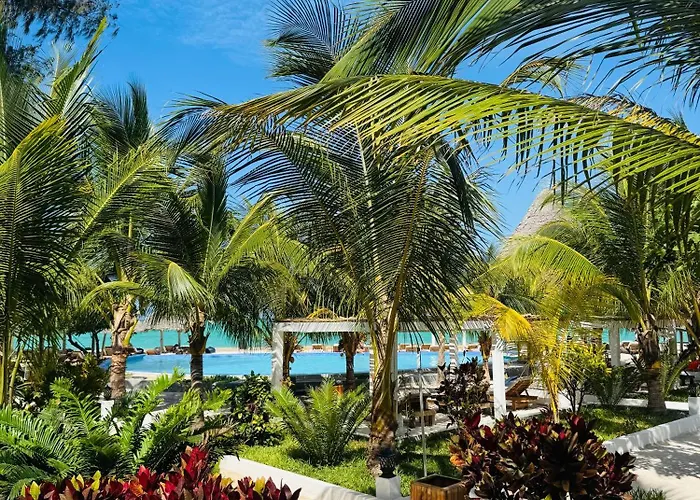 Jambo Resort By Mambo Hotels