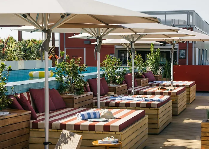 The Social Hub Toulouse Extended Stay