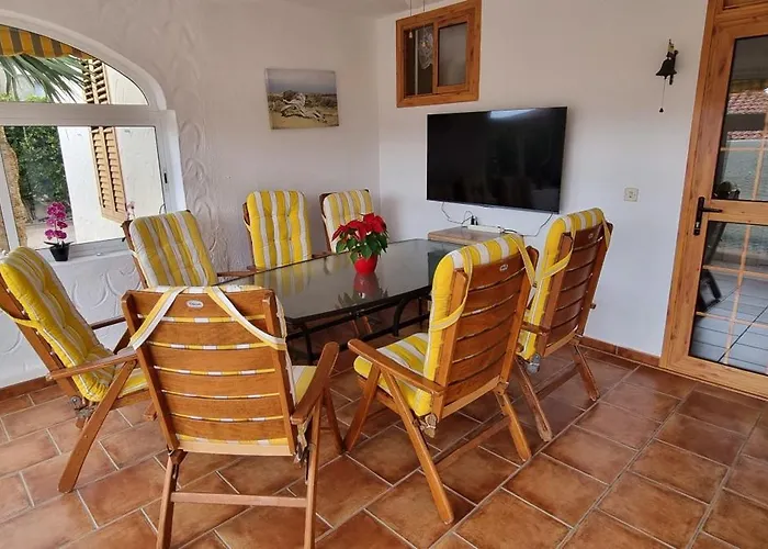 Private House Tauro 10 - Simunek