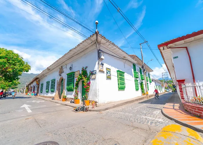 Hotel Mariscal Robledo
