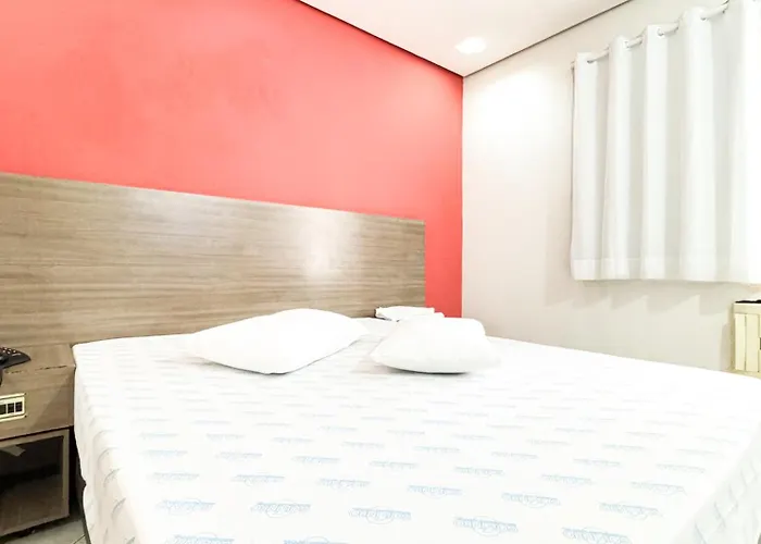 Golfinho Hotel (Adults Only)