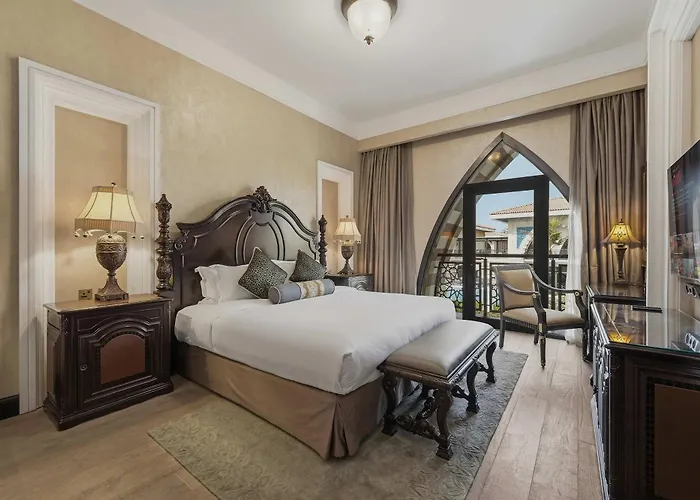 Zabeel Saray Royal Residences Lagoon Villa