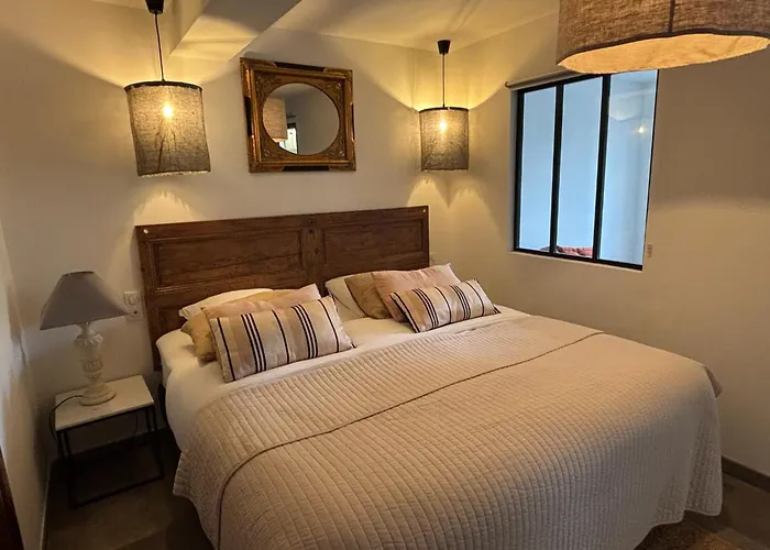 Bed and Breakfast Domaine Hestia à Robion