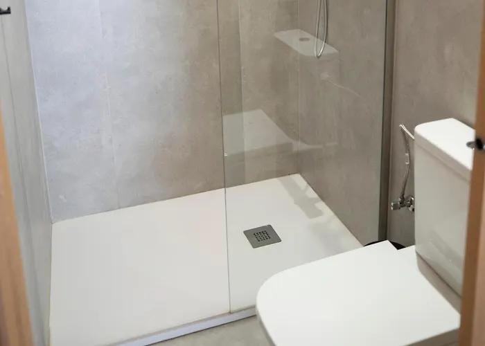 Arena Centro Rooms&Suites, By Homing U