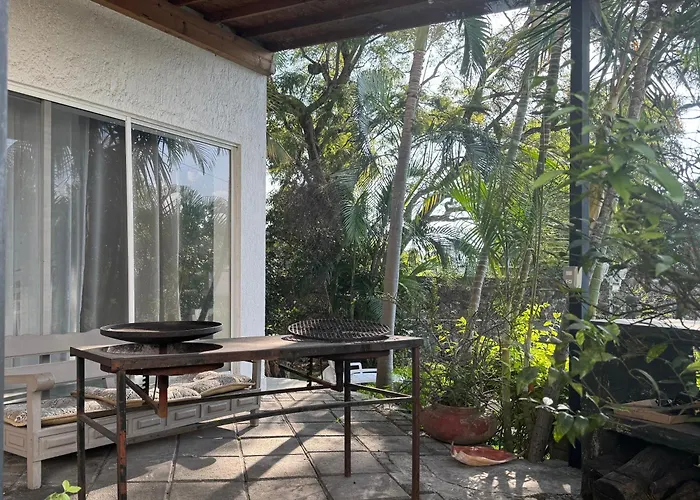 Casa con Alberca y terraza un lugar tranquilo para disfrutar