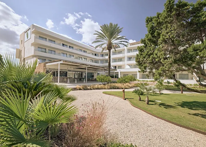 Can Salia 4 Stars Sup San Antonio Abad