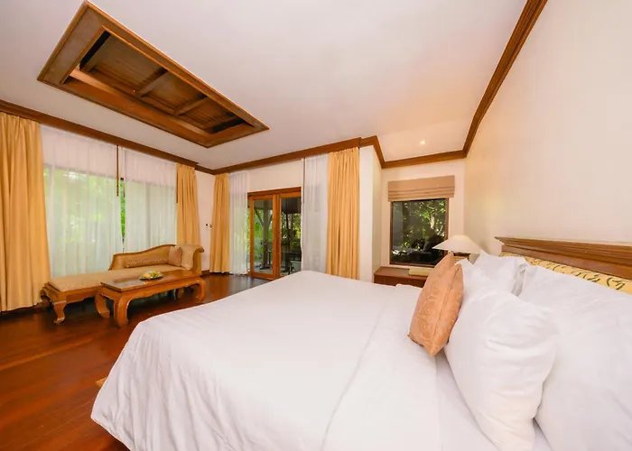 Sand Sea Resort Railay Beach