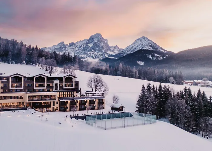 Hotel Neubergerhof
