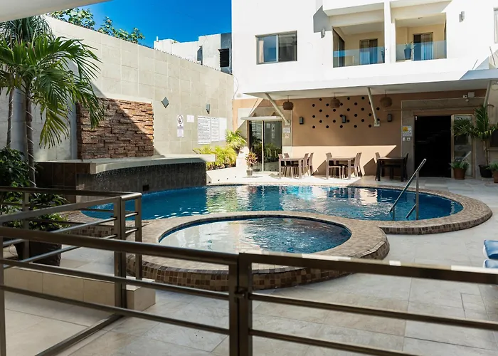 Hotel & Suites Domani