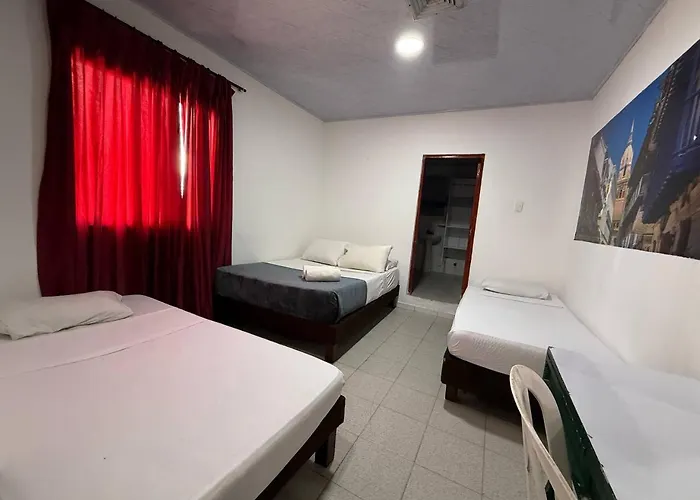 Hotel Toledo FL