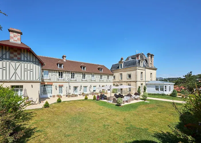 Les Villas d'Arromanches, Les Collectionneurs