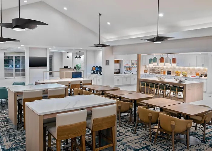 Homewood Suites By Hilton Orlando-Nearest To Universal Studios