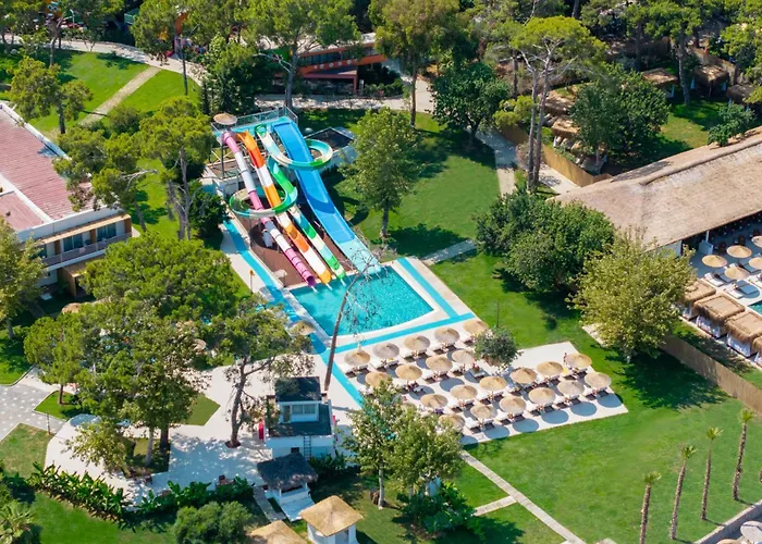 Hoteles con Piscina en Kemer
