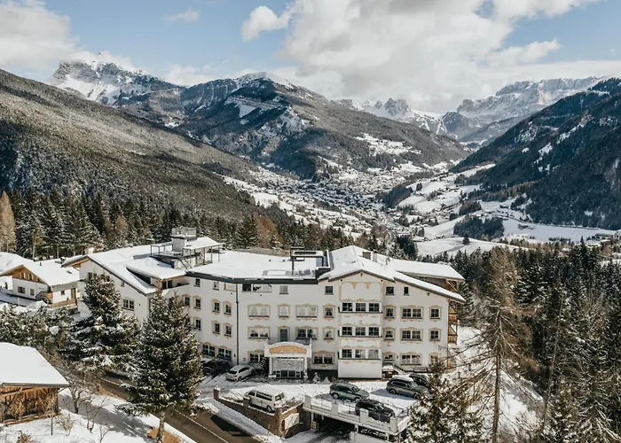 Hotel Scherlin Urtijëi