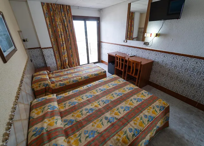 Hotel Univers Roses