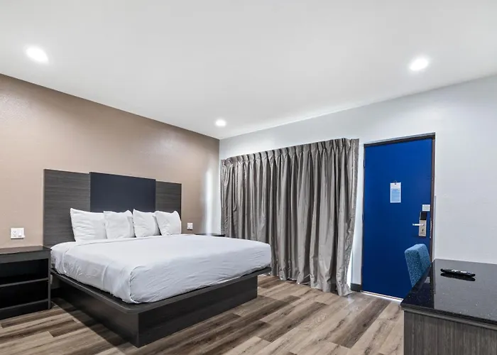 Oceanside, Ca - Marina / Camp Pendleton Hotel