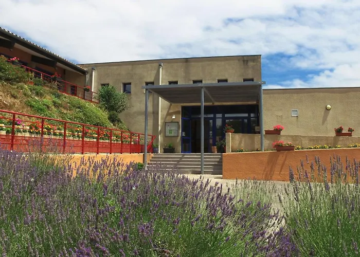 Hotel VVF Le Pays Cathare Carcassonne à Saissac