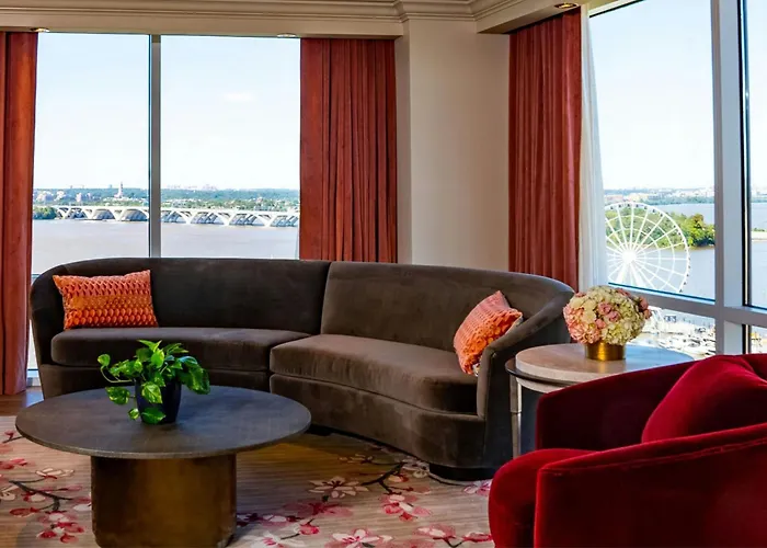 Gaylord National Resort & Convention Center National Harbor