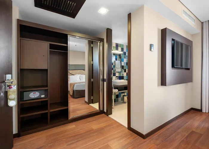 Axis Porto Business & Spa Hotel Pedroucos 