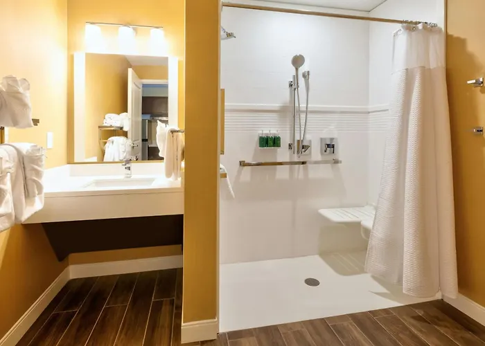 Towneplace Suites By Marriott Grand Rapids Airport Southeast