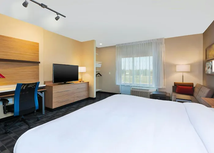 Towneplace Suites By Marriott Grand Rapids Airport Southeast