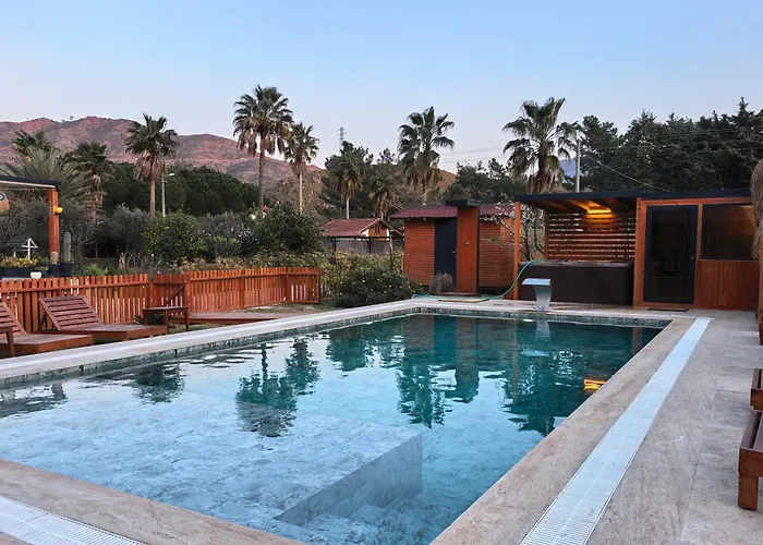 Lüks Villa Kaktüs Özel Havuz, Sauna&Jakuzi&Kano