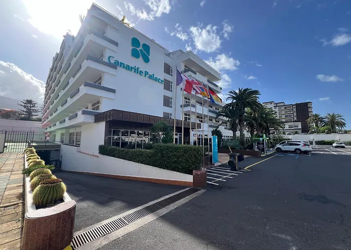 Complejo Blue Sea Puerto Resort compuesto por Hotel Canarife y Bonanza Palace Puerto de la Cruz 
