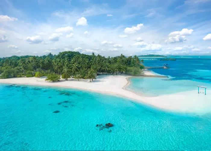 Adaaran Select Huduran Fushi