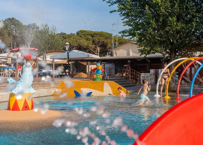 Club Del Sole Spina Family Collection