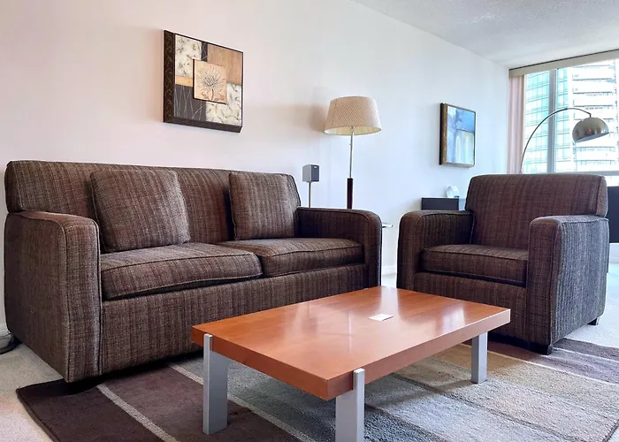 Carmana Hotel & Suites
