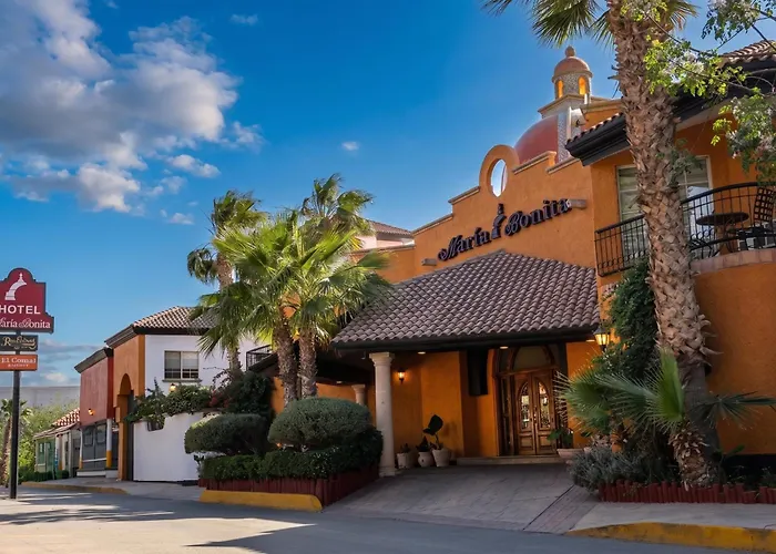 Business Hotel&Suites María Bonita