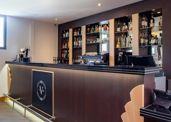 Zenitude Hotel la Valadière, an Ascend Collection Hotel