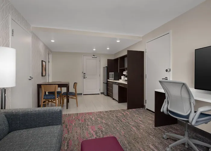 Home2 Suites By Hilton /Midtown