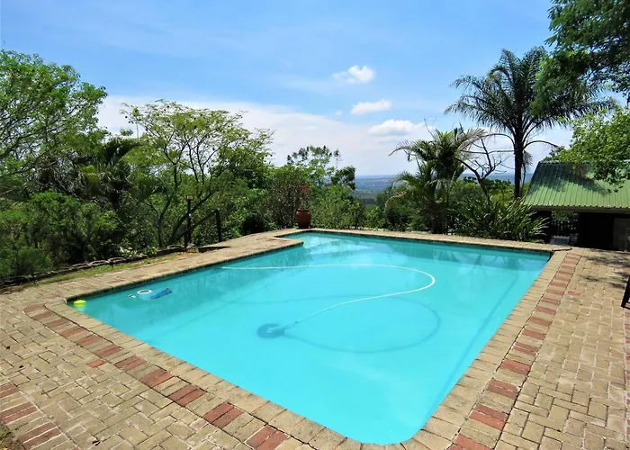 Viewpoint Lodge & Safari Tours