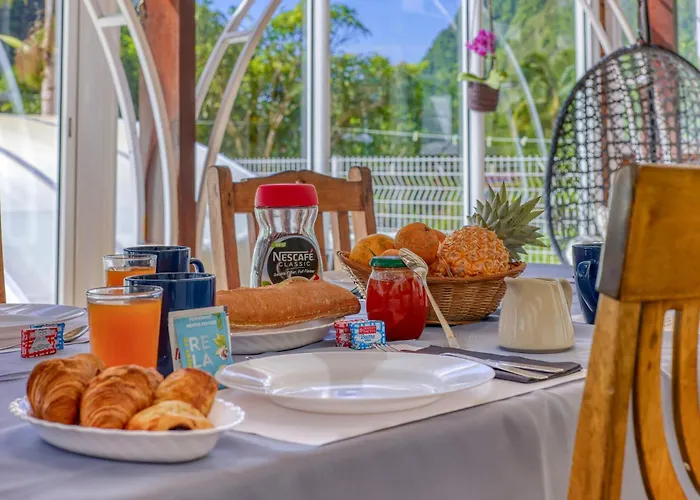 Bed and Breakfast L'Escale Royale à Salazie