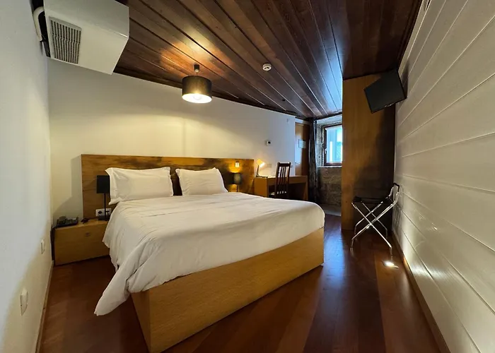 Hotel Rural Alves - Braga - Casa Alves De Torneiros